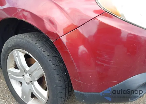 2010 Subaru Forester 2.5X Premium z USA, uszkodzony, nr VIN JF2SH6CC7AH727036